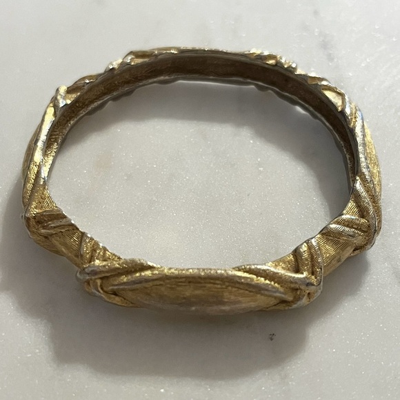 Givenchy Vintage Gold Plated Twisted Bangle - Picture 16 of 16